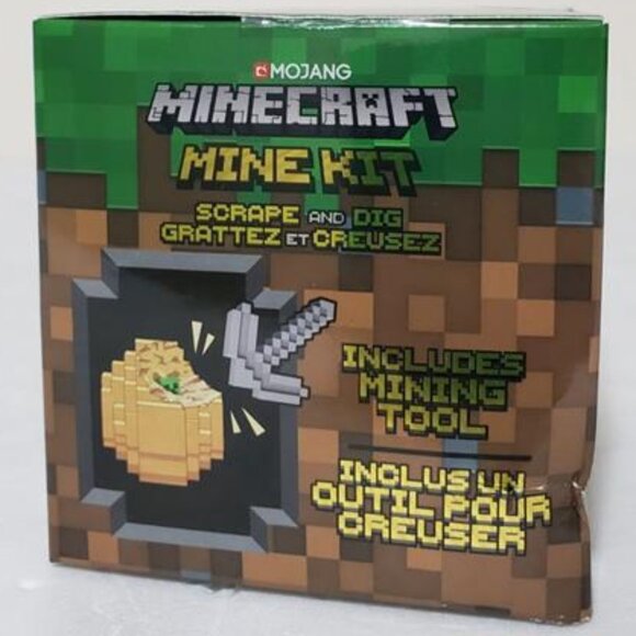 Minecraft Adventure Chest Mine Kit Scrape & Dig  Pack In Hand Fast Shipping - Picture 1 of 7